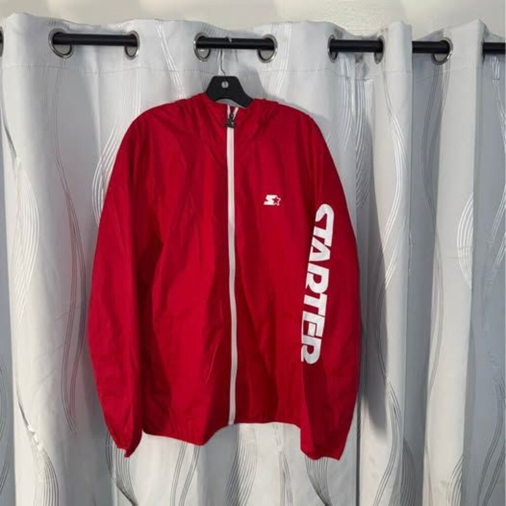 Starter Red Windbreaker Jacket Size Medium
